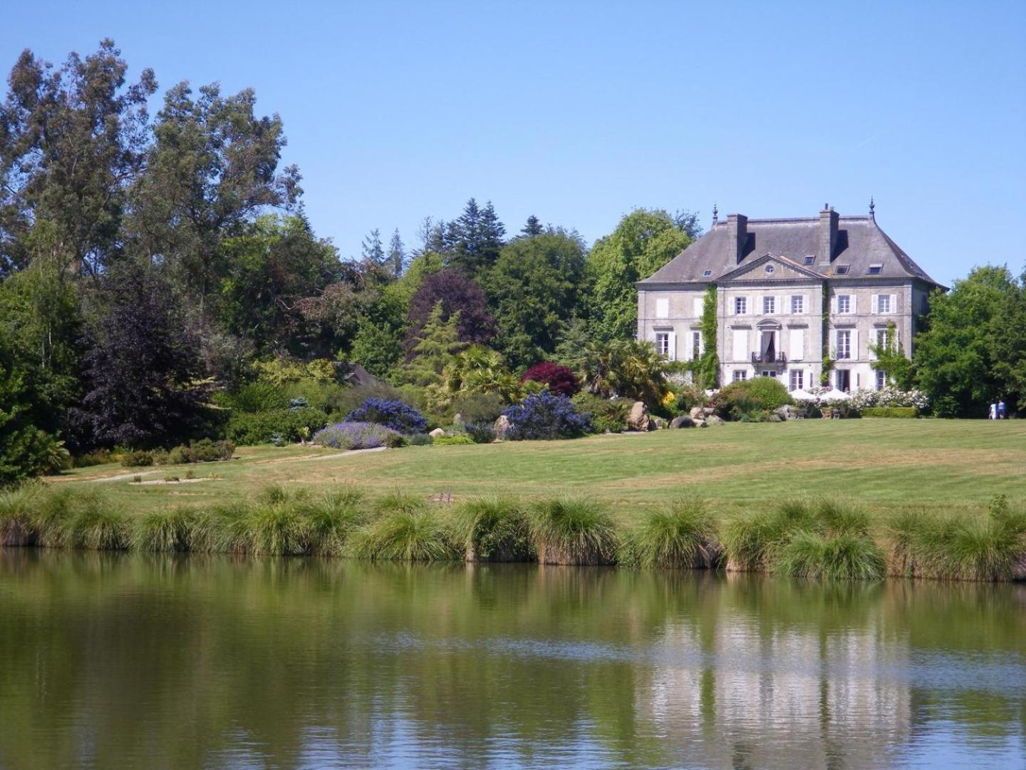 Des Alleux Saint-Ouen-des-Alleux Buitenkant foto